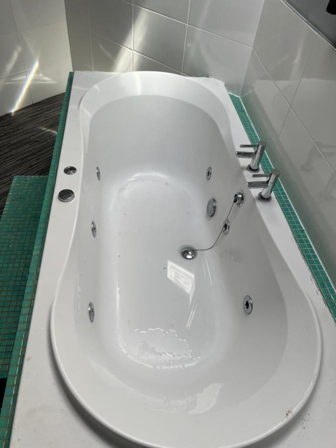 Boutique Blackpool 2 Bed Grey Apartment Sleeps 10 Exterior foto